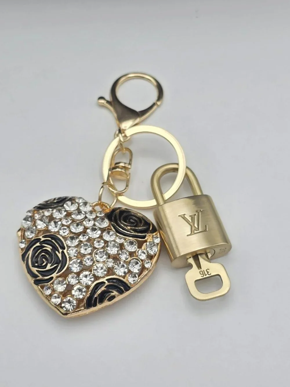 Authentic Louis Vuitton Gold Padlock 🔒 Key Set w/ Unbranded Heart Bag Charm